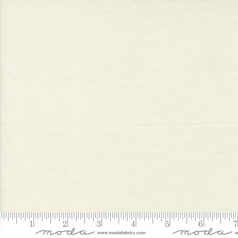 Farmhouse Flannel III - Muslin Basic - Eggshell