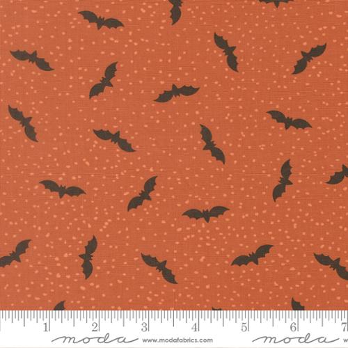 Purrs and Boos - Bats - Spice
