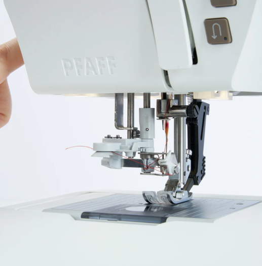 Pfaff Creative Elevate 680 Sewing Machine