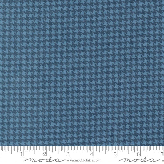 Lakeside Gatherings - Houndstooth - Dusk