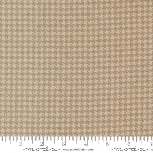 Lakeside Gatherings - Houndstooth - Sand