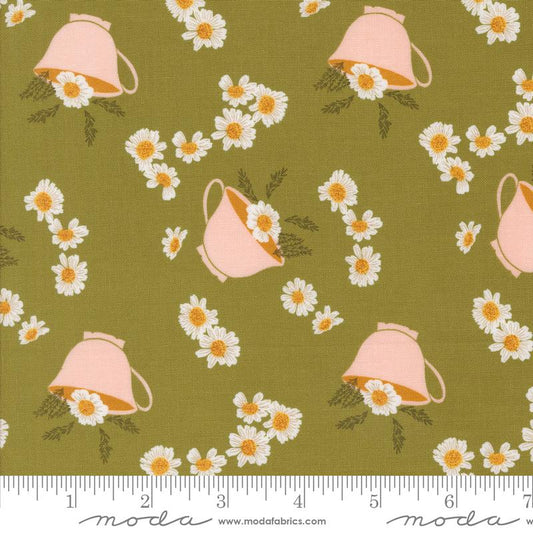 Frivolity - Daisy Tea - Lichen