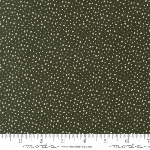 Gingerbread Lane - Flurry Dots - Pine