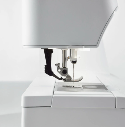 Pfaff Quilt Expression 710 Sewing Machine SE