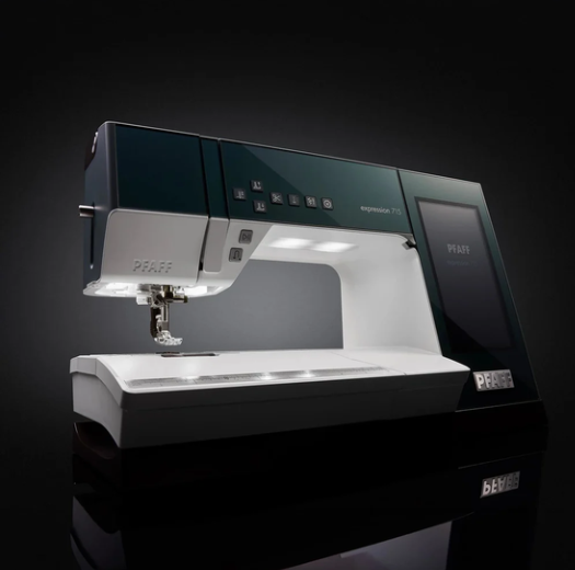 Pfaff Expression 715