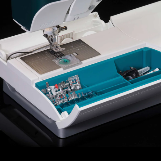Pfaff Performance Icon Sewing Machine