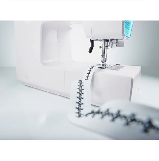 SMARTER BY PFAFF 260c Sewing Machine